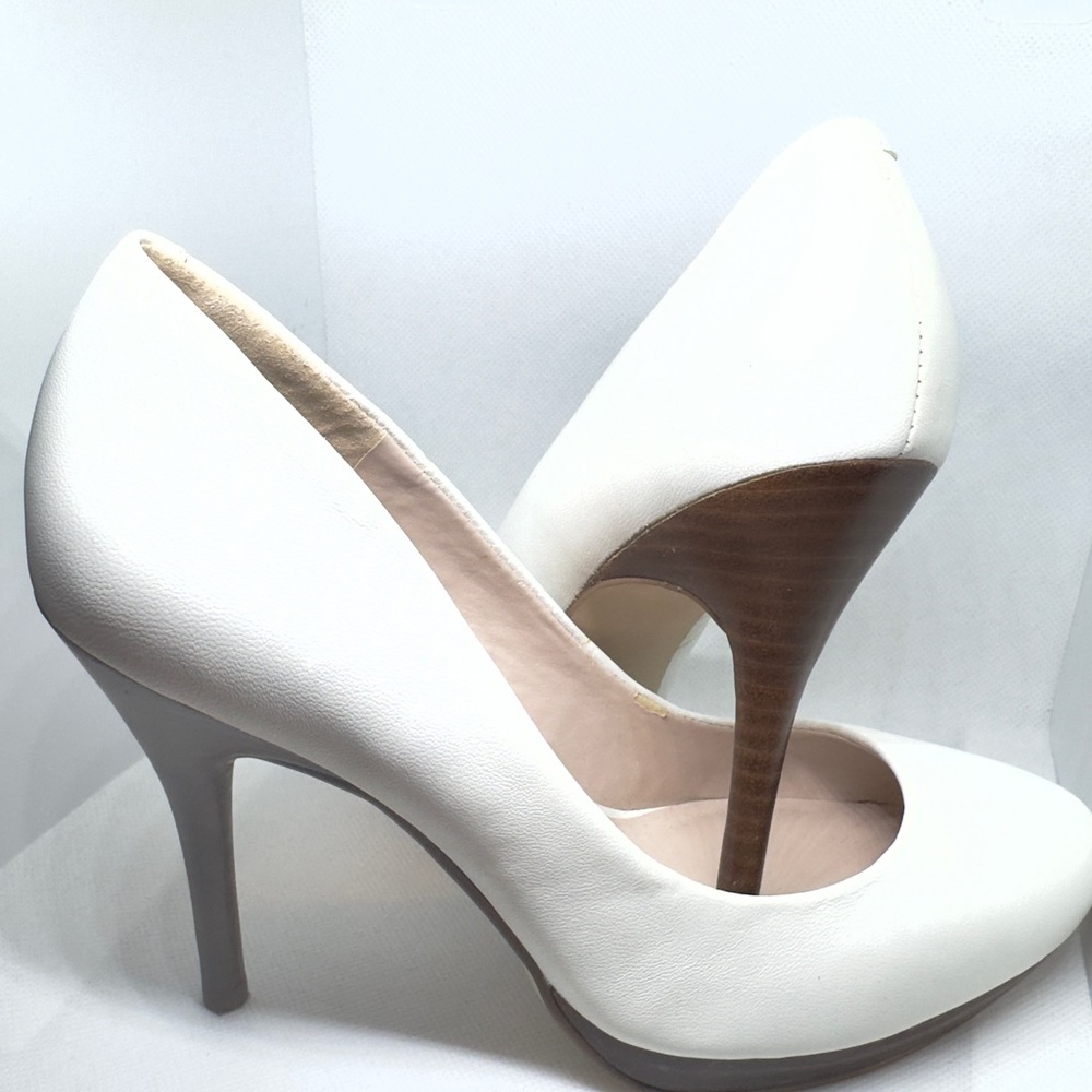 Nine West Women's Classic White Heels Pumps Platform - Picture 4 of 7